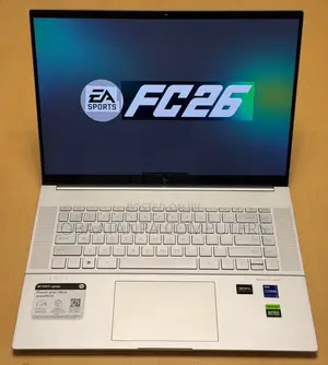 Laptop HP Envy 16 Gaming 16-H1023dx 16GB Intel Core I9 SSD 1T