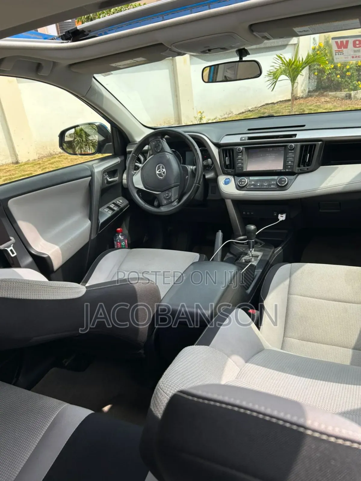 Toyota RAV4 2017 Blue