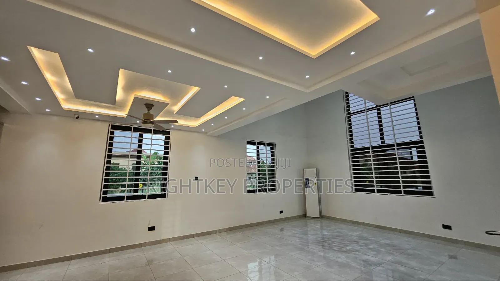 5bdrm Mansion in Rightkey, Kumasi Metropolitan for sale