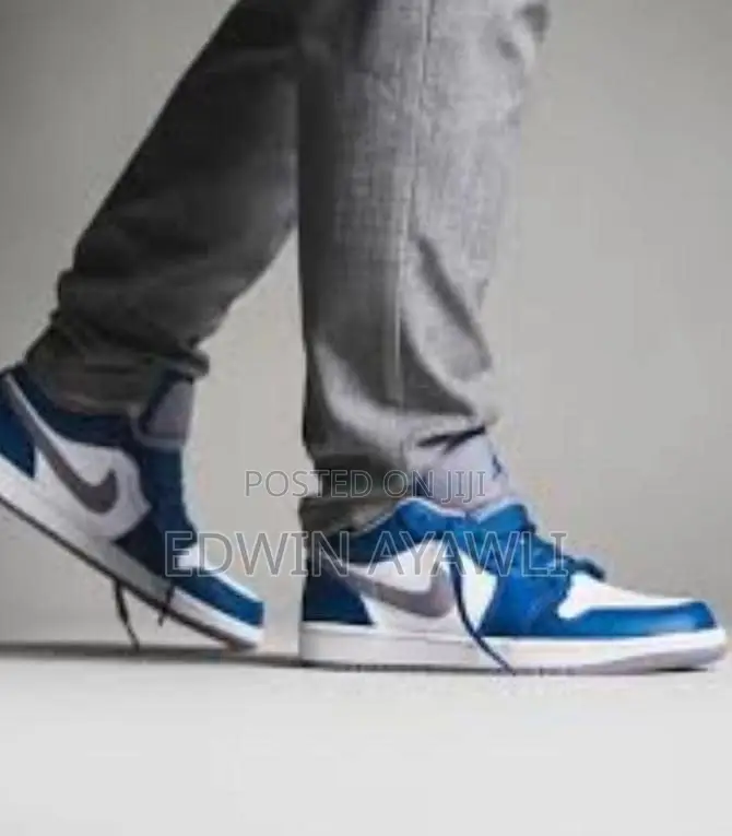 Nike Air Jordan 1 .