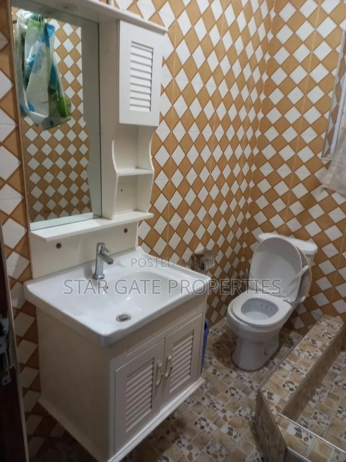 Hotel For Sale ( Kumasi)