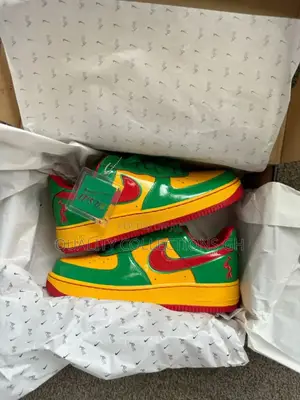 Nike Airforce Green and Yellow