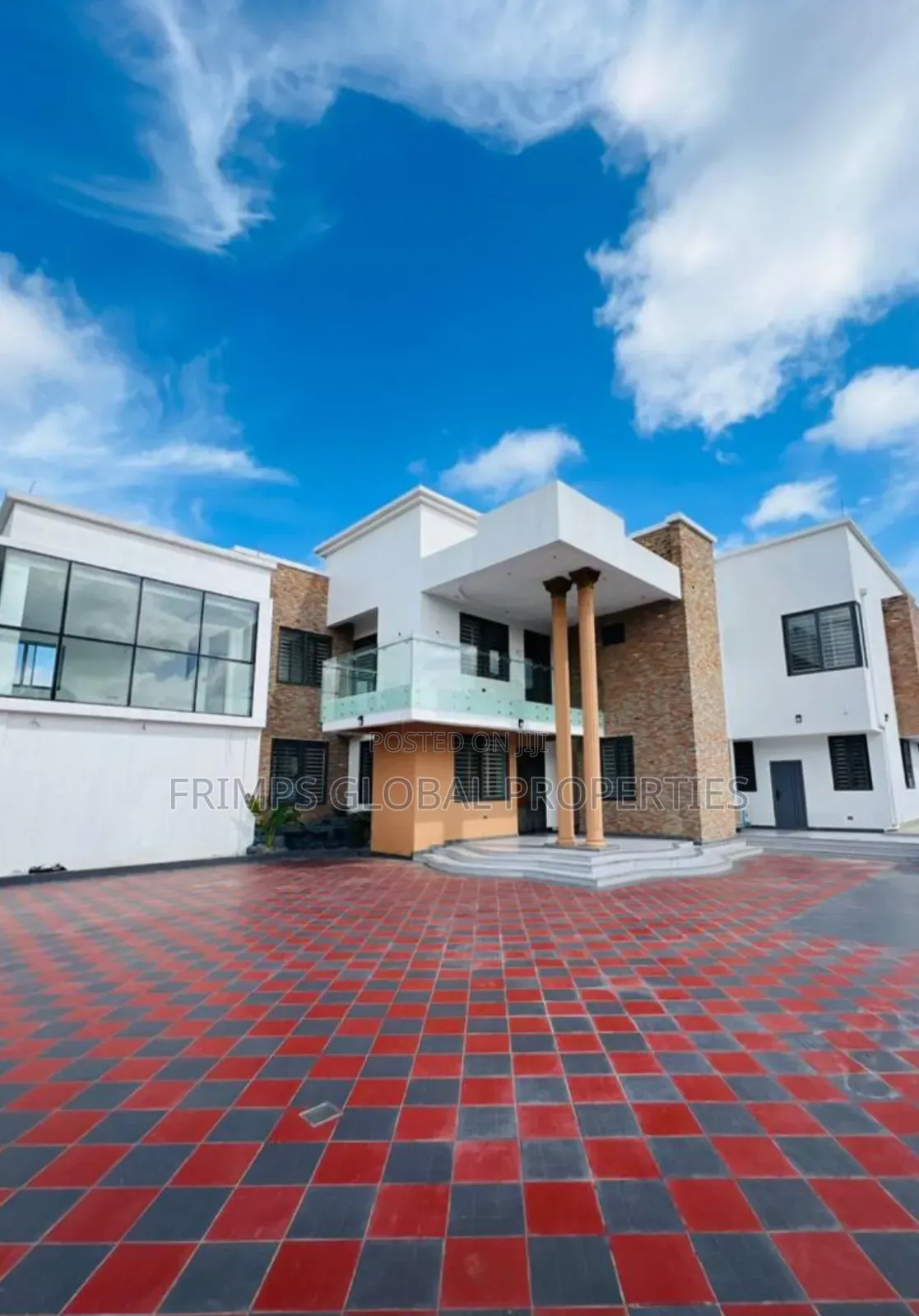 5bdrm Mansion in East Legon for sale