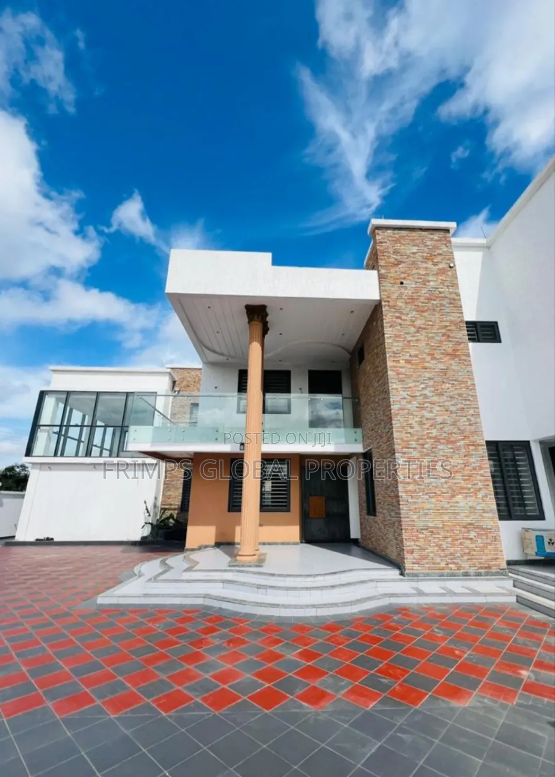 5bdrm Mansion in East Legon for sale