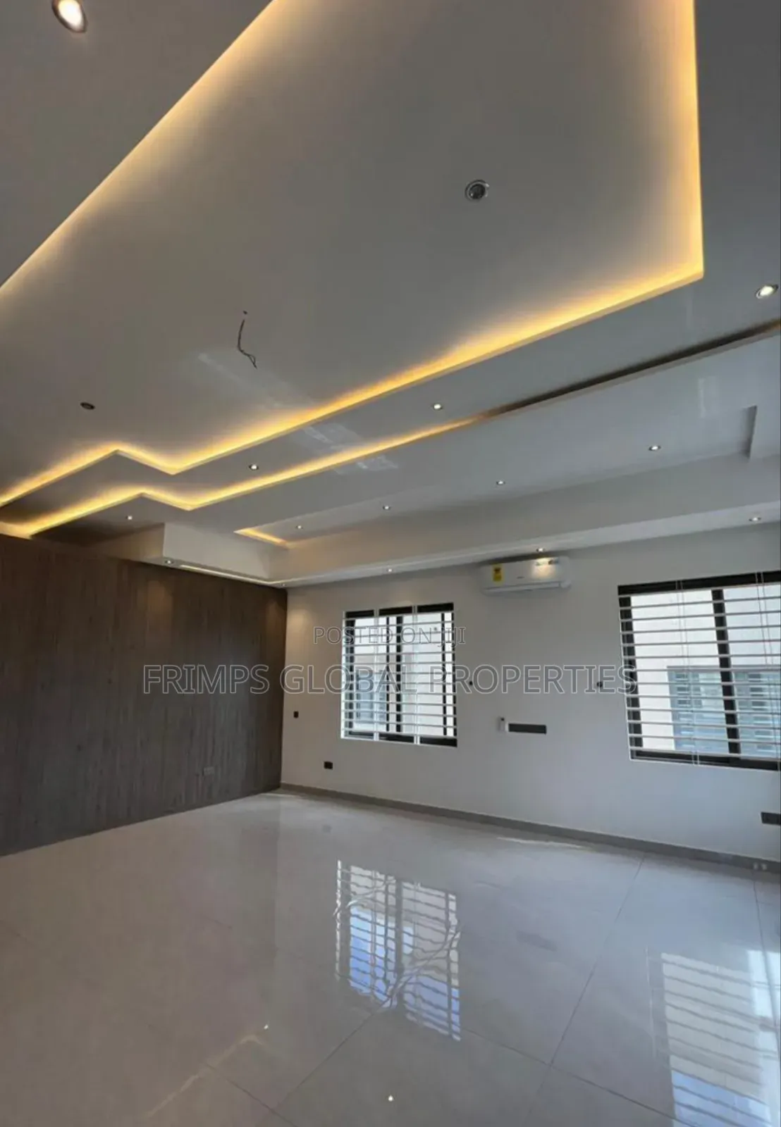 5bdrm Mansion in East Legon for sale