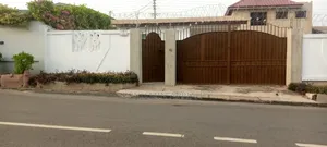 2bdrm House in Ghacem Complex, Sakumono for rent