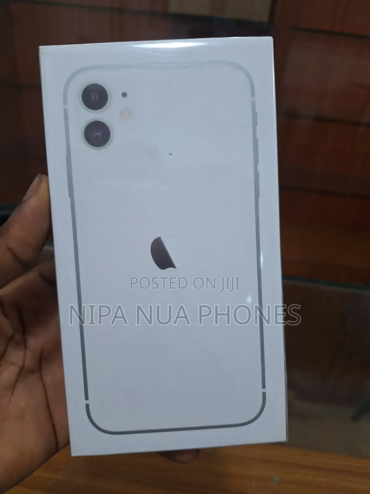 New Apple iPhone 11 64 GB White