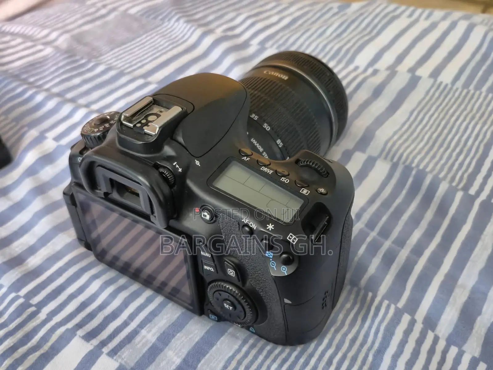 Canon Eos 60d Digital Camera (Ef-S 18–135mm Is Kit)