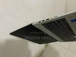 Laptop HP EliteBook 840 G5 8GB Intel Core I5 HDD+SSD 256GB