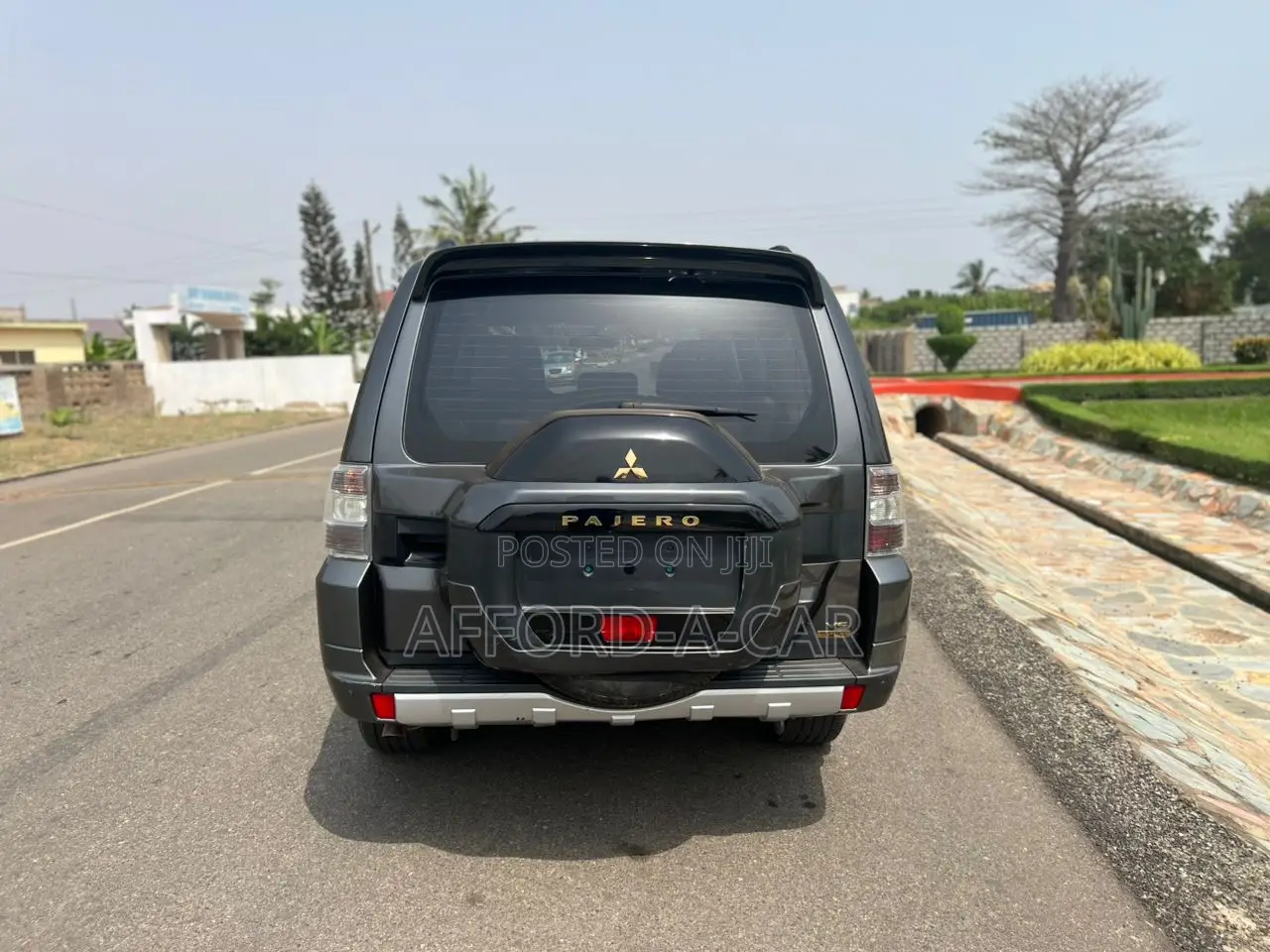 Mitsubishi Pajero V80 3.5 V6 GL/GLS 2019 Brown