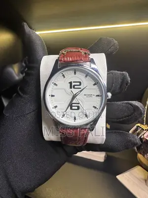 Modiya Classic Leather Watch
