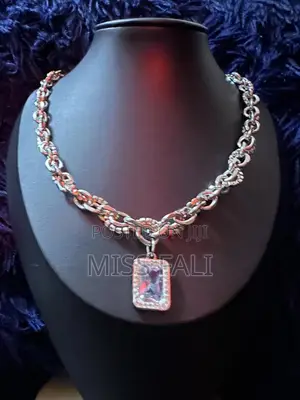 Hip Hip With Inlay Rhinestone Necklace