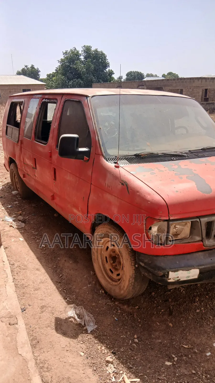 Ford E350 2008 Red