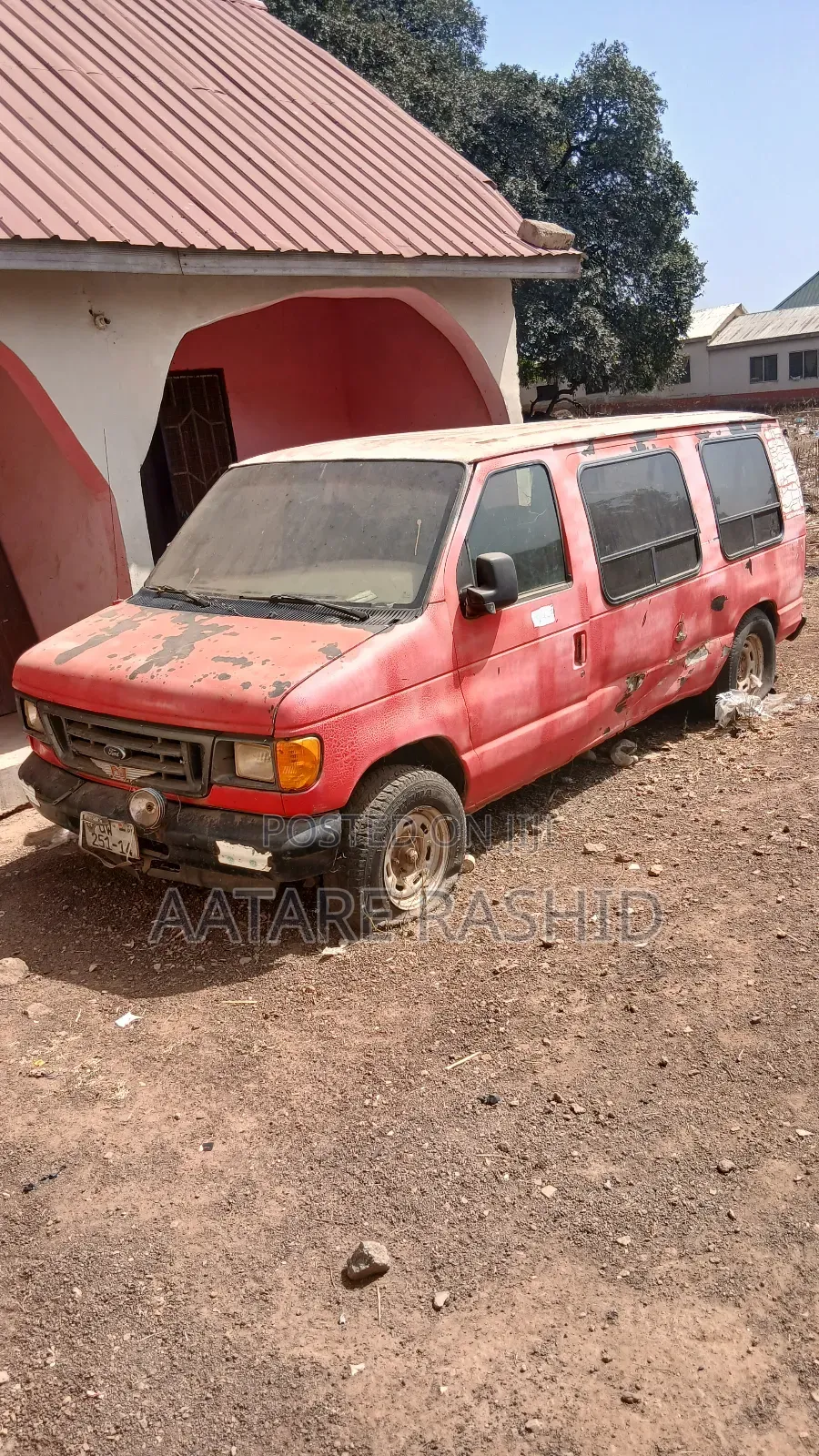 Ford E350 2008 Red