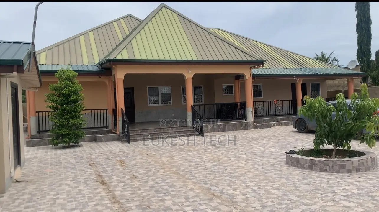 4bdrm House in Millennium City, Awutu Senya East Municipal for sale