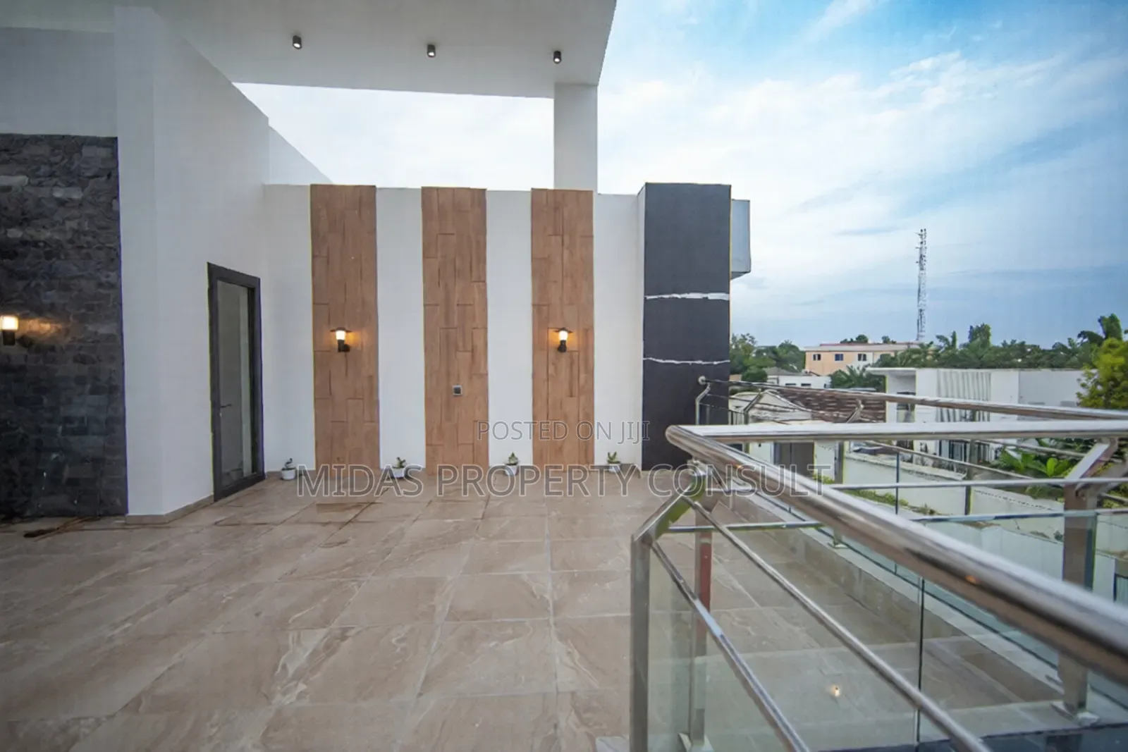 Furnished 5bdrm Villa in Cantonment, Cantonments for sale