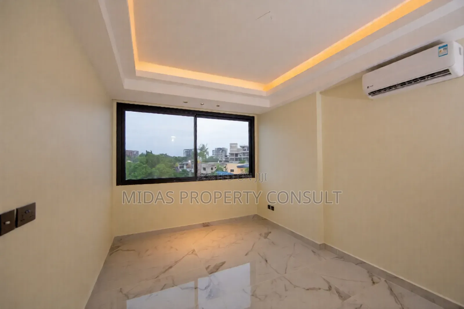 Furnished 5bdrm Villa in Cantonment, Cantonments for sale