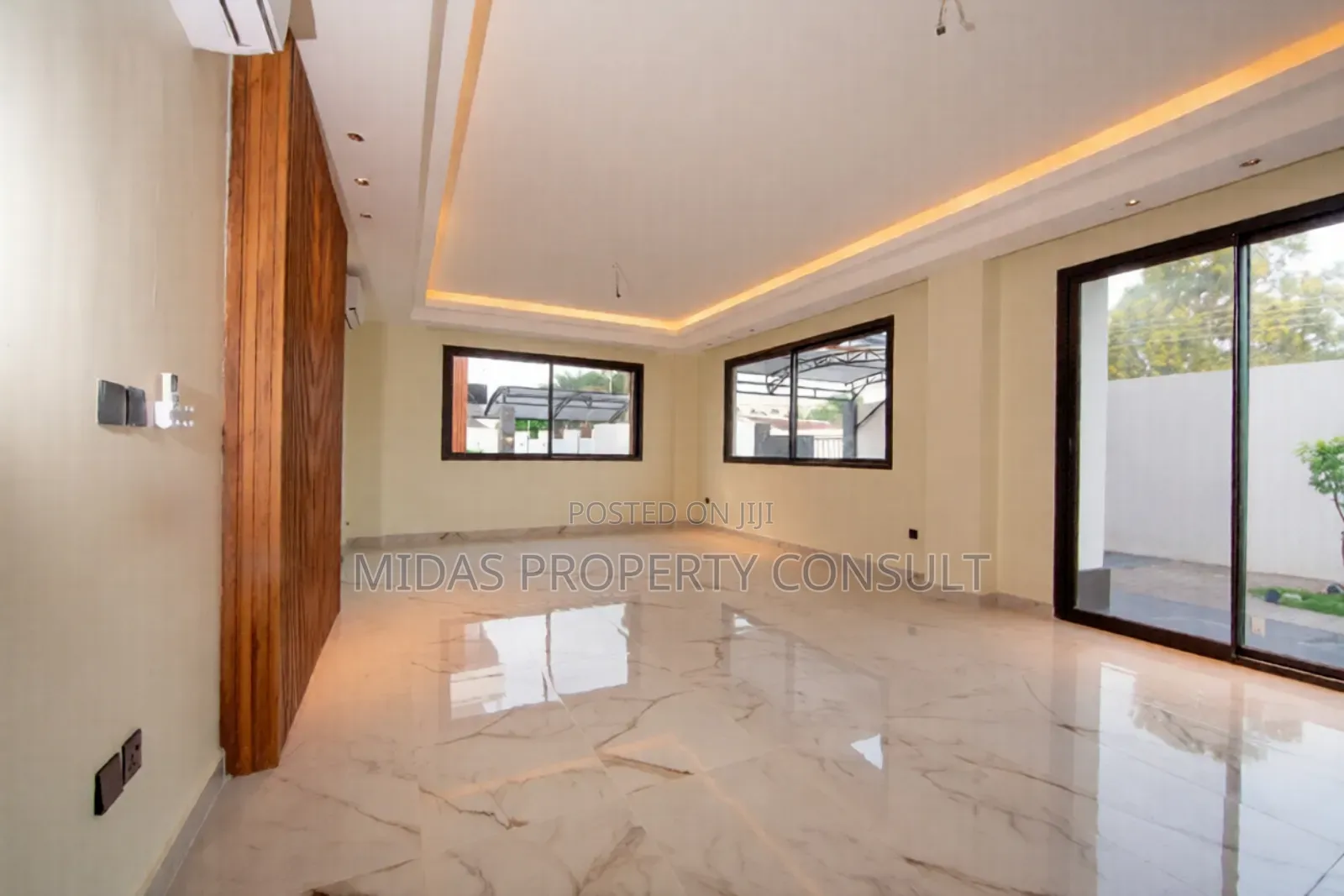 Furnished 5bdrm Villa in Cantonment, Cantonments for sale