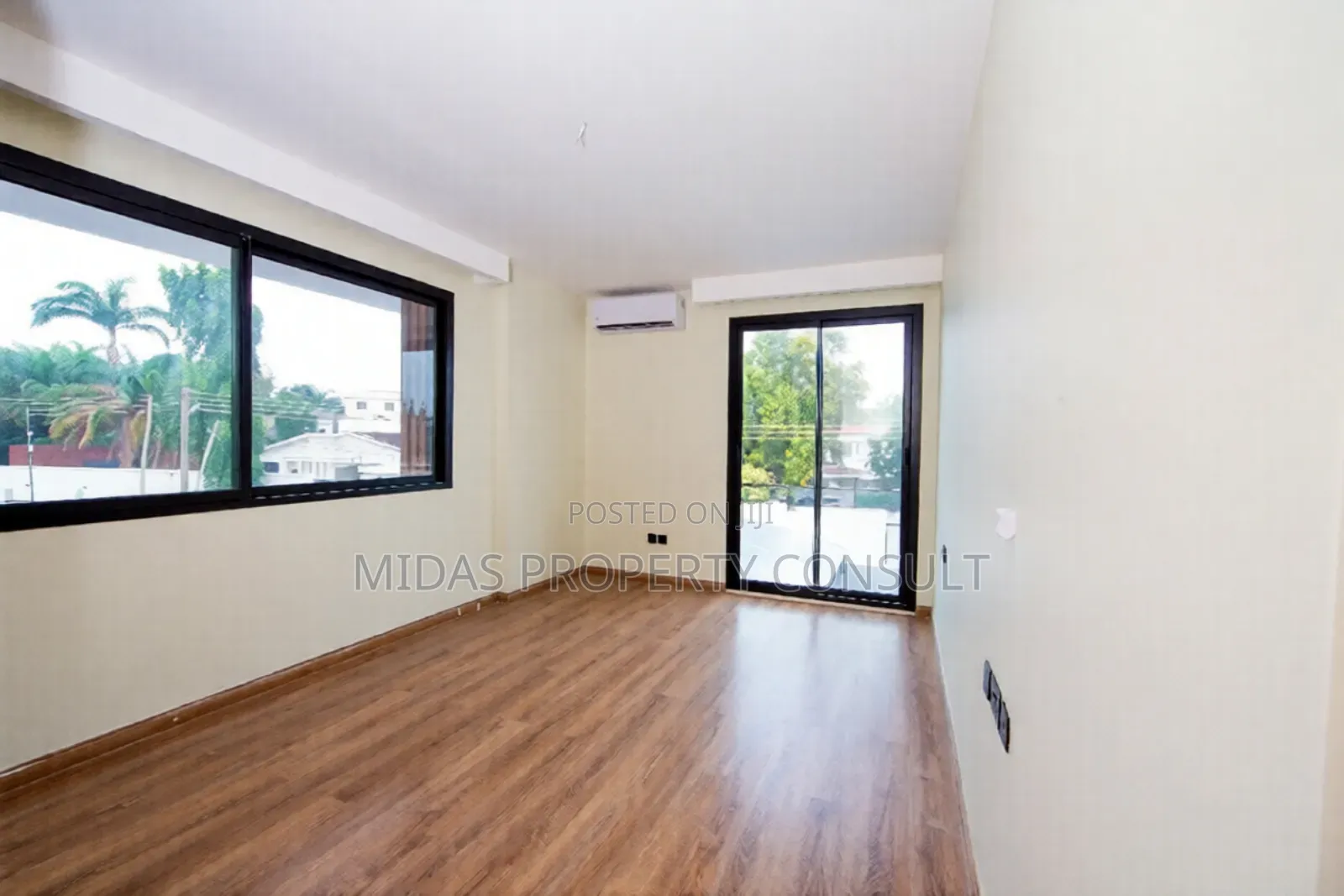 Furnished 5bdrm Villa in Cantonment, Cantonments for sale