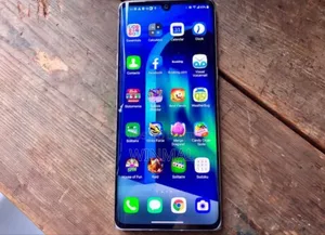 New LG Velvet 128 GB Black