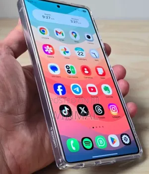 New LG Velvet 128 GB Black