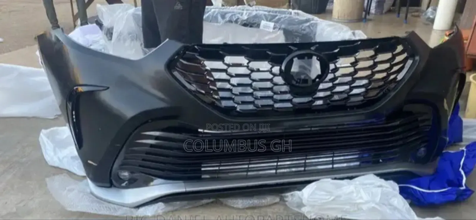 Toyota Highlander 2023 Bumper Complete