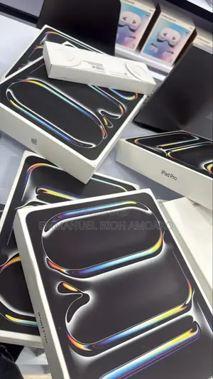New Apple iPad (2025) 256 GB