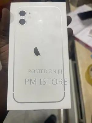 New Apple iPhone 11 64 GB White