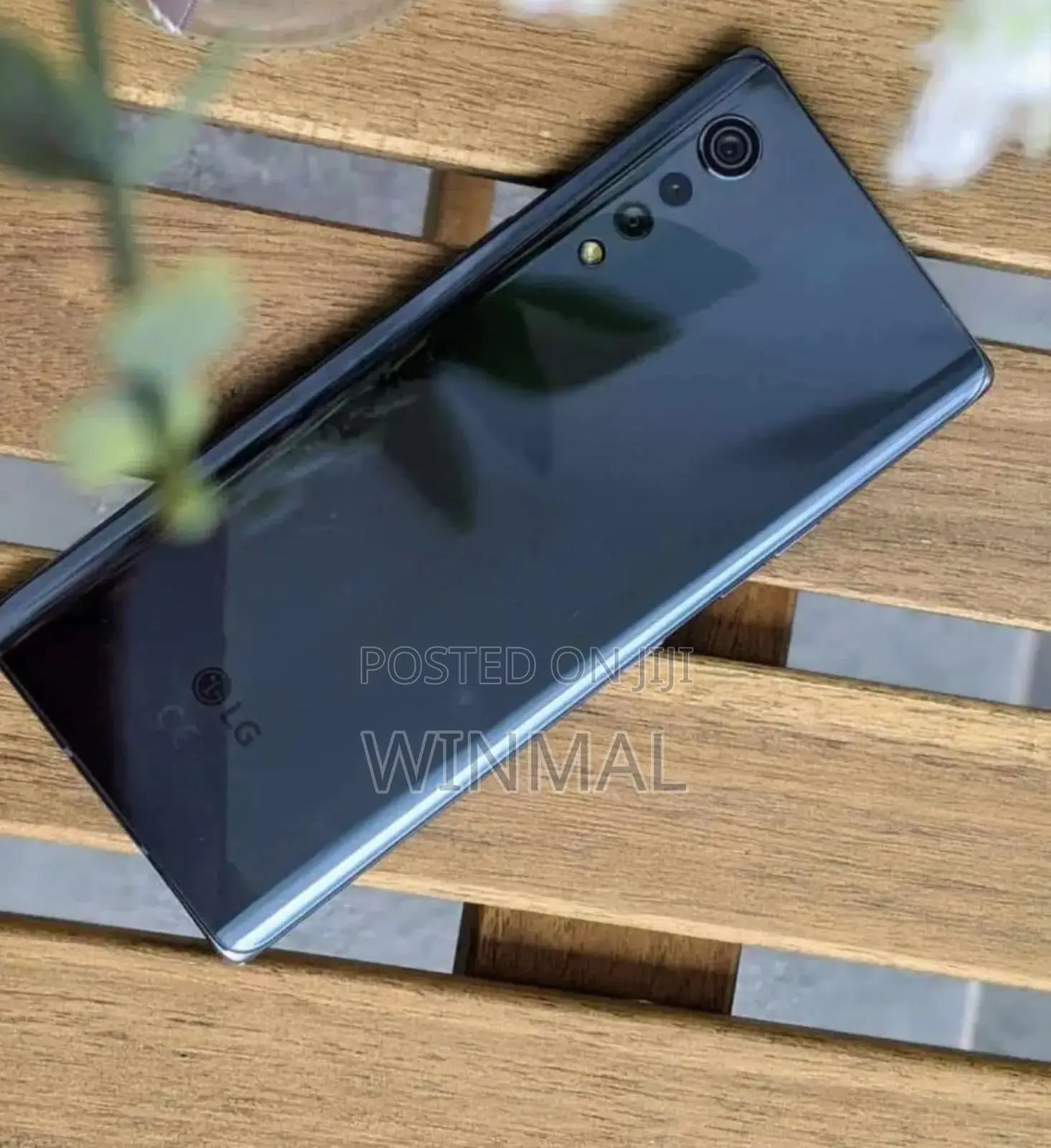 New LG Velvet 128 GB Black