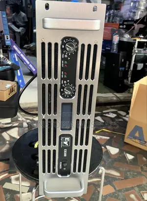 Electro-voice (Ev) E8300 Power Amplifier.