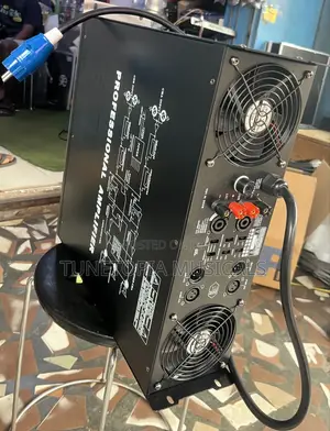 Electro-voice (Ev) E8300 Power Amplifier.