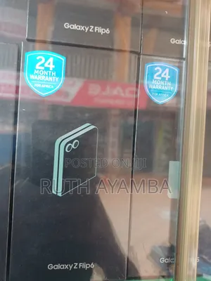 New Samsung Galaxy Z Flip6 256 GB Black