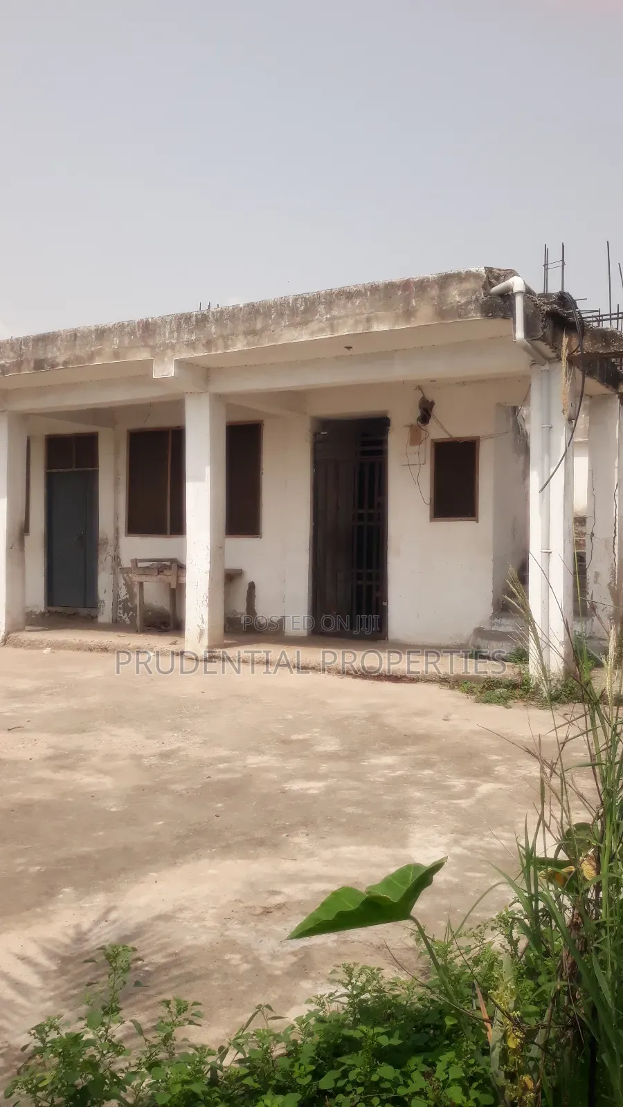 3bdrm House in Weija for sale
