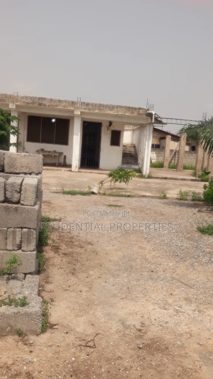 3bdrm House in Weija for sale