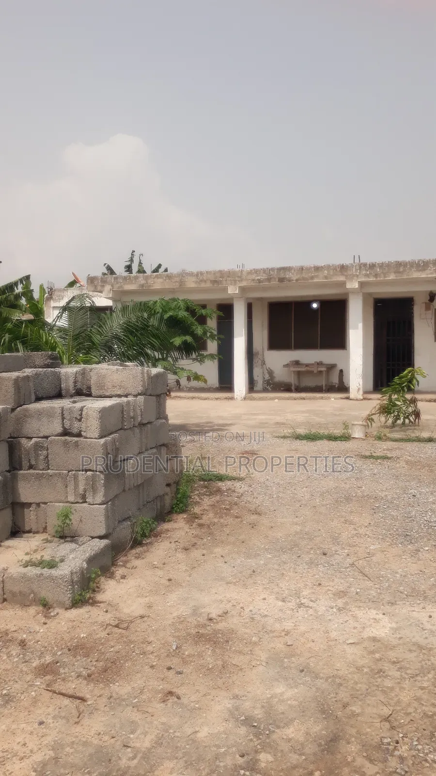 3bdrm House in Weija for sale