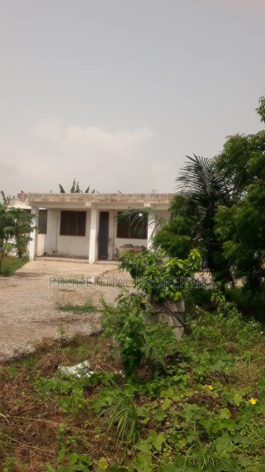 3bdrm House in Weija for sale