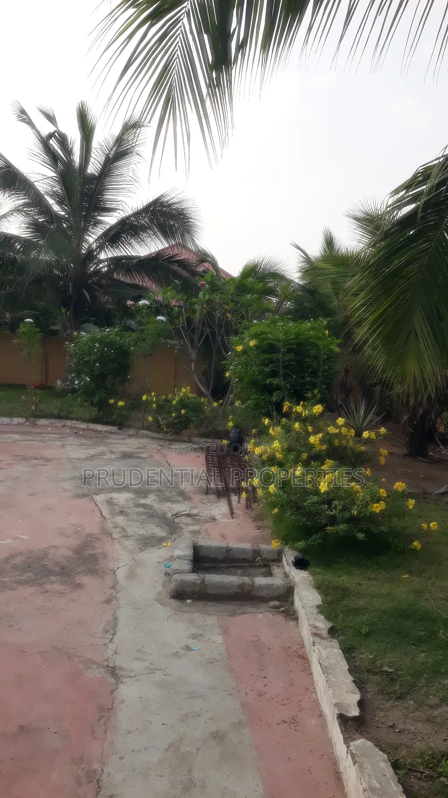 6bdrm House in Manhean for sale