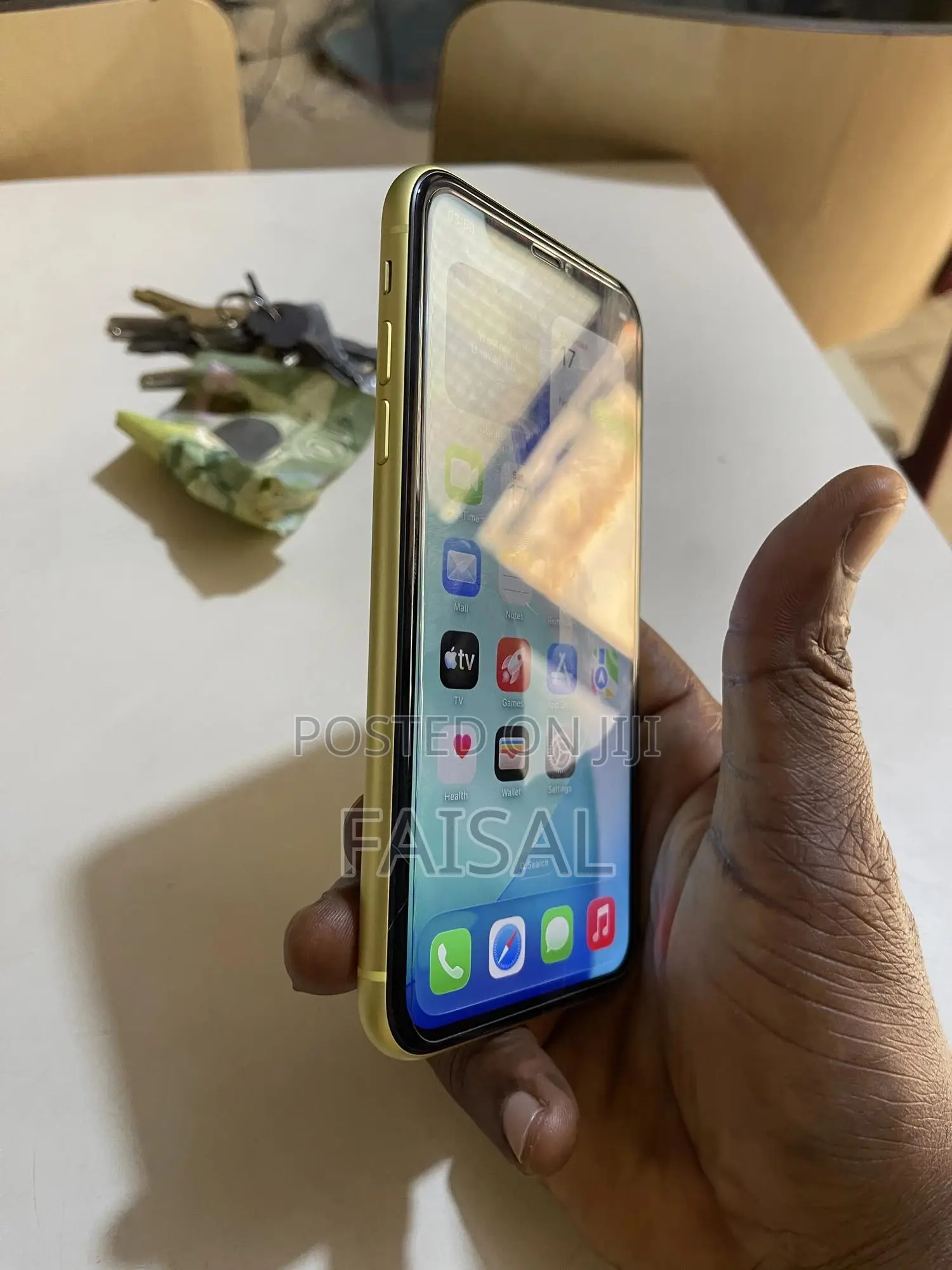 Apple iPhone 11 64 GB Yellow