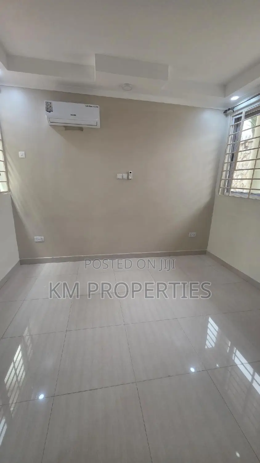 2bdrm Duplex in Cantonments for rent