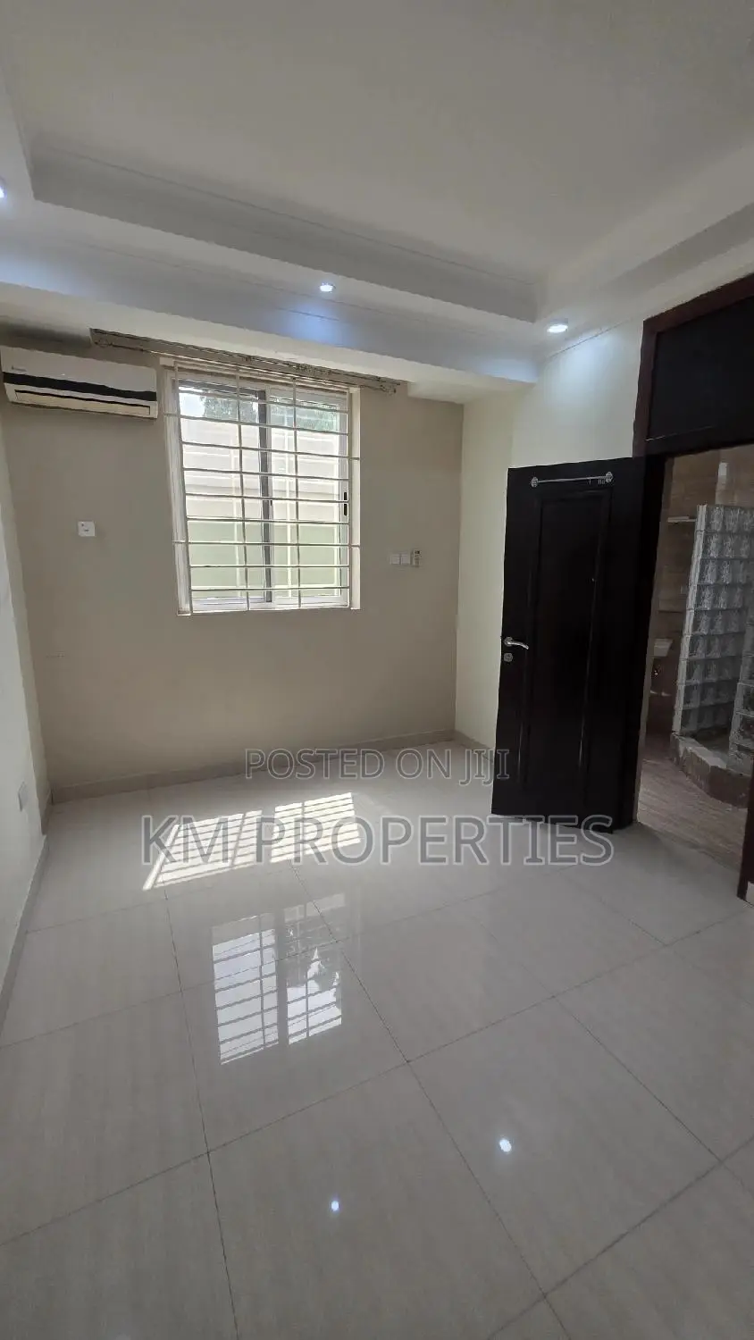 2bdrm Duplex in Cantonments for rent