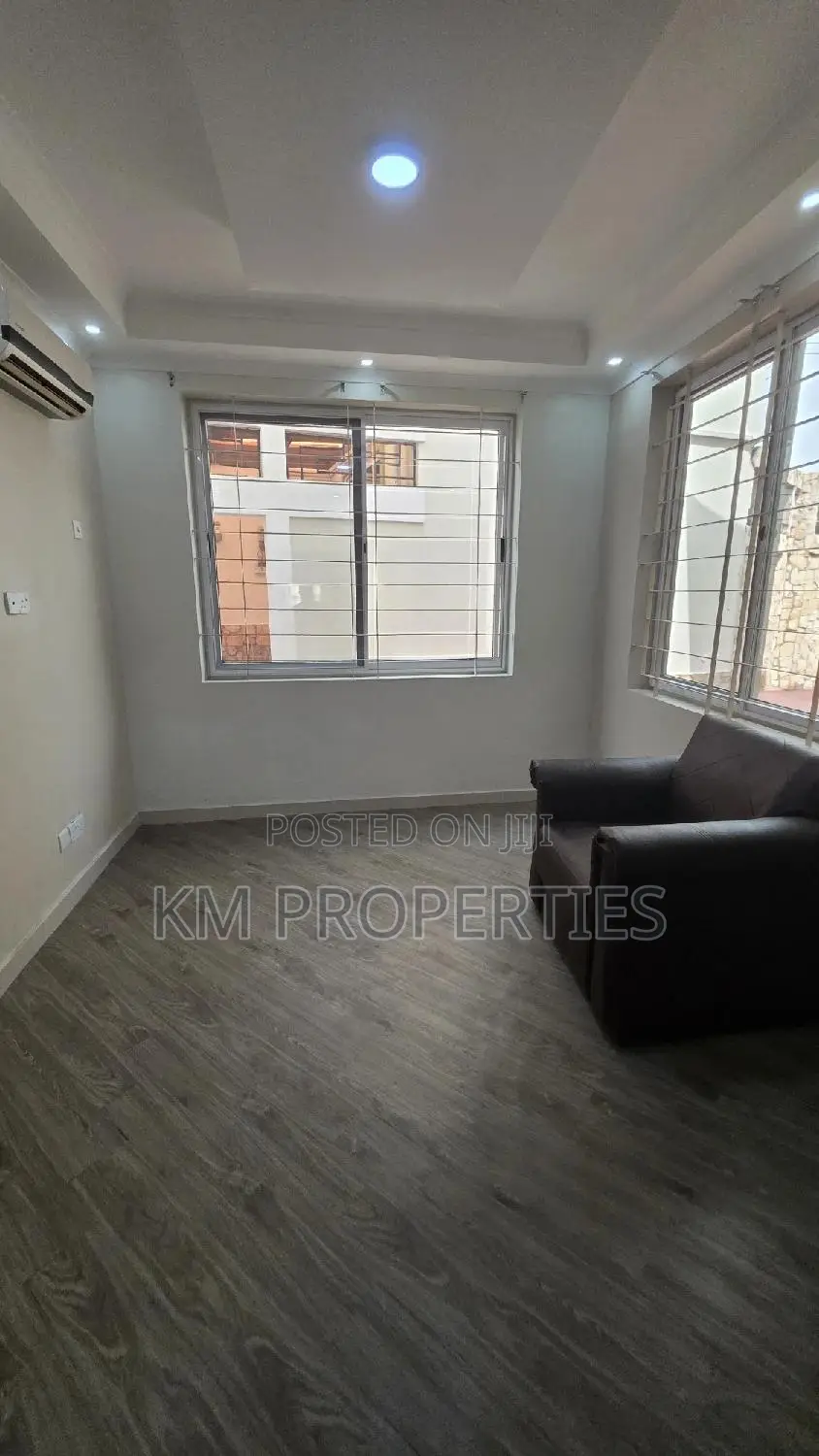 2bdrm Duplex in Cantonments for rent