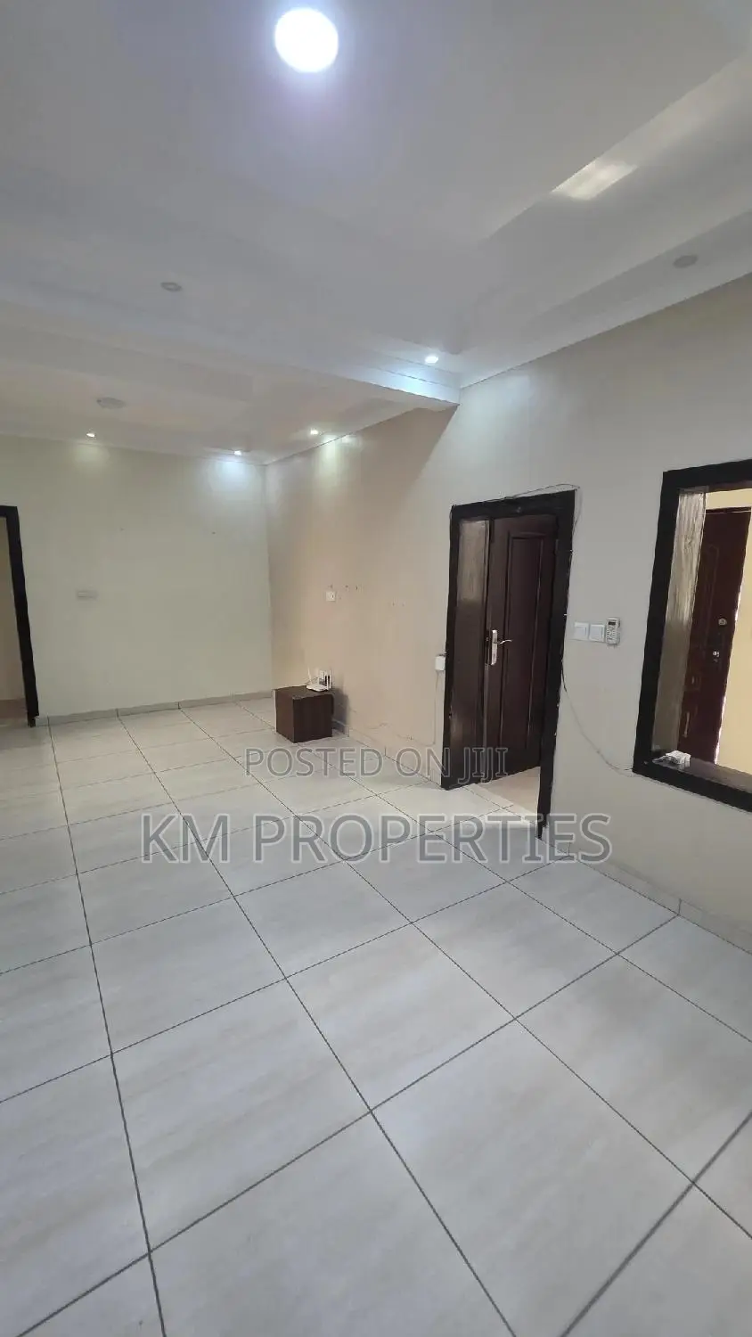 2bdrm Duplex in Cantonments for rent