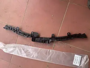 Honda Hrv 2019-2022 Grill Upper Support/Grill Bracket