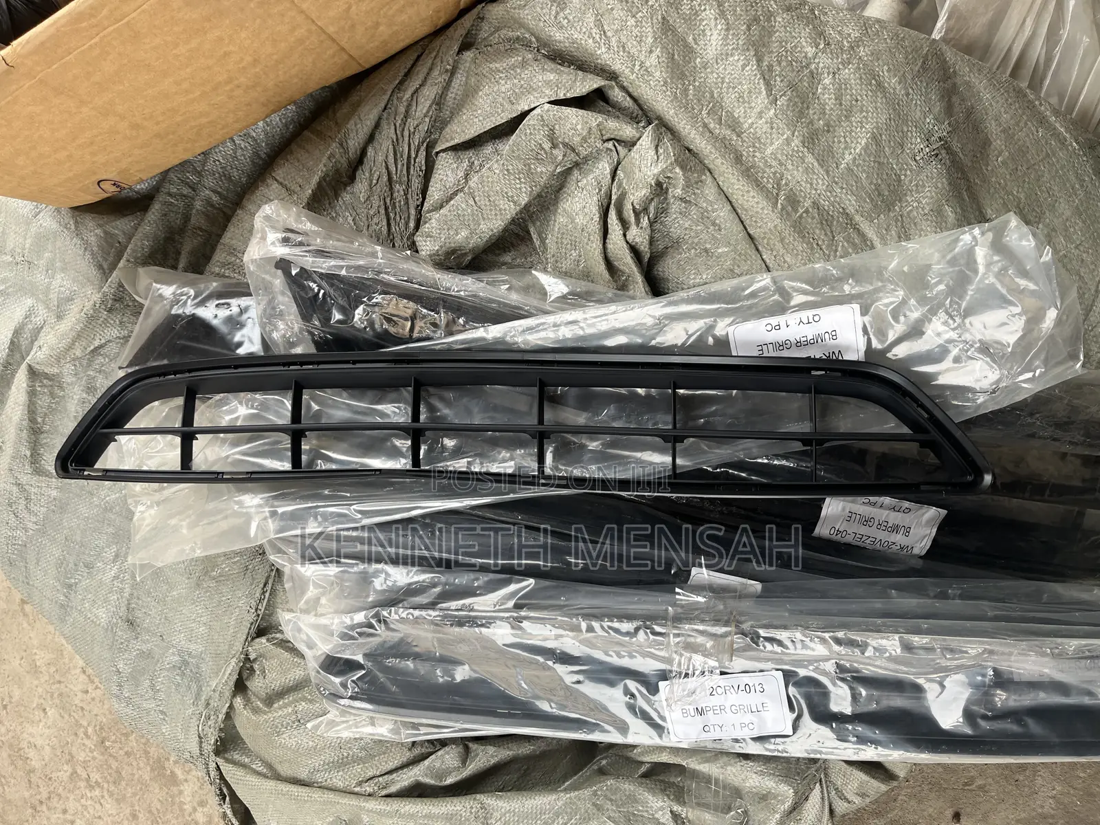 Honda Crv 2012-2014 Front Bumper Down Grill