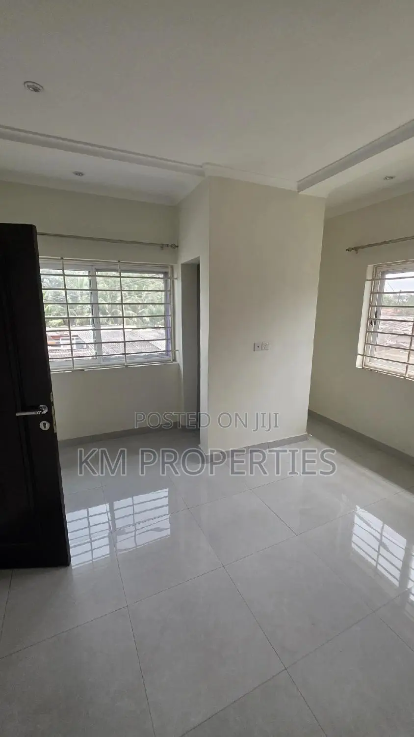 2bdrm Duplex in Cantonments for rent