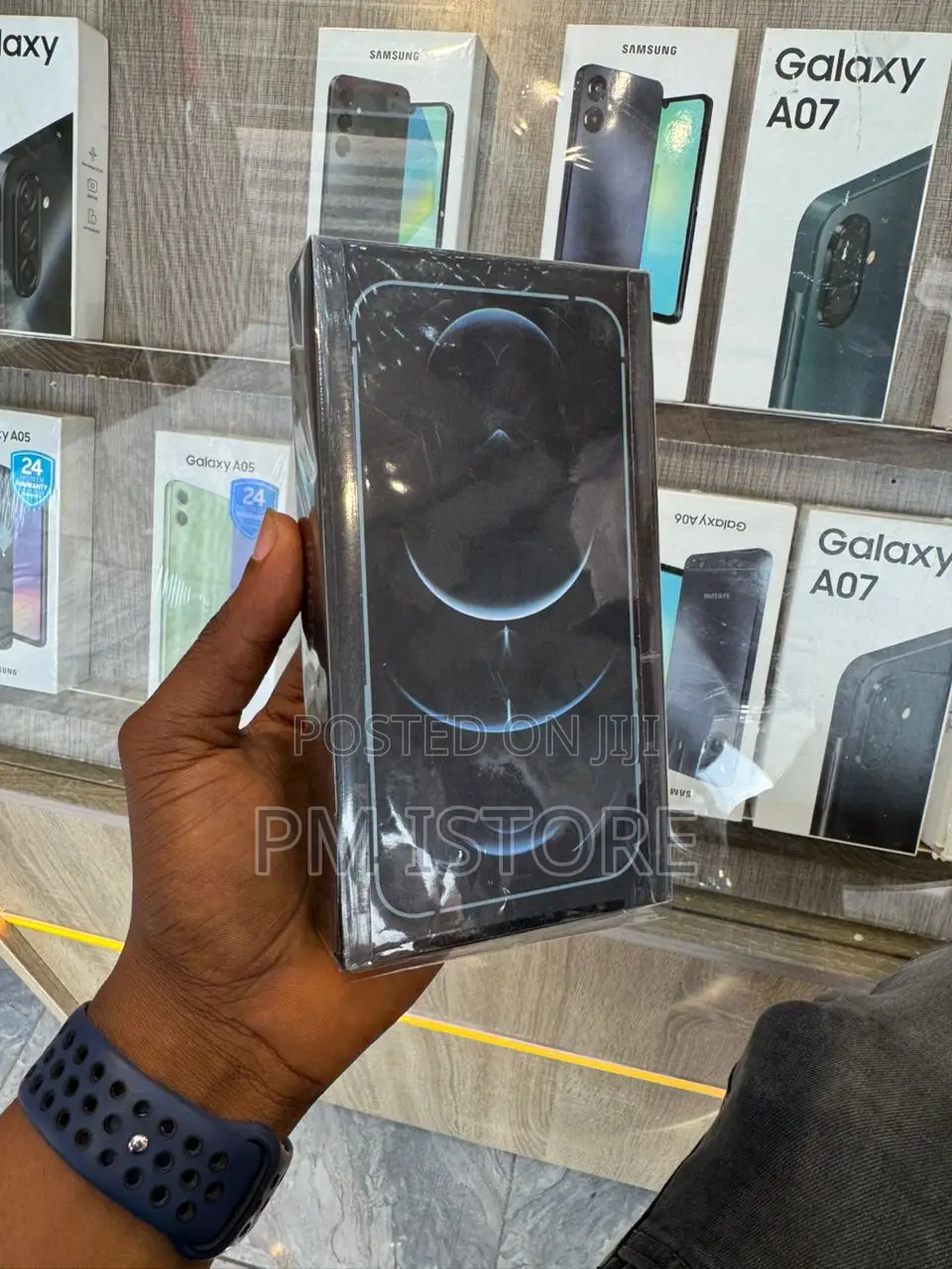 New Apple iPhone 12 Pro 128 GB Black