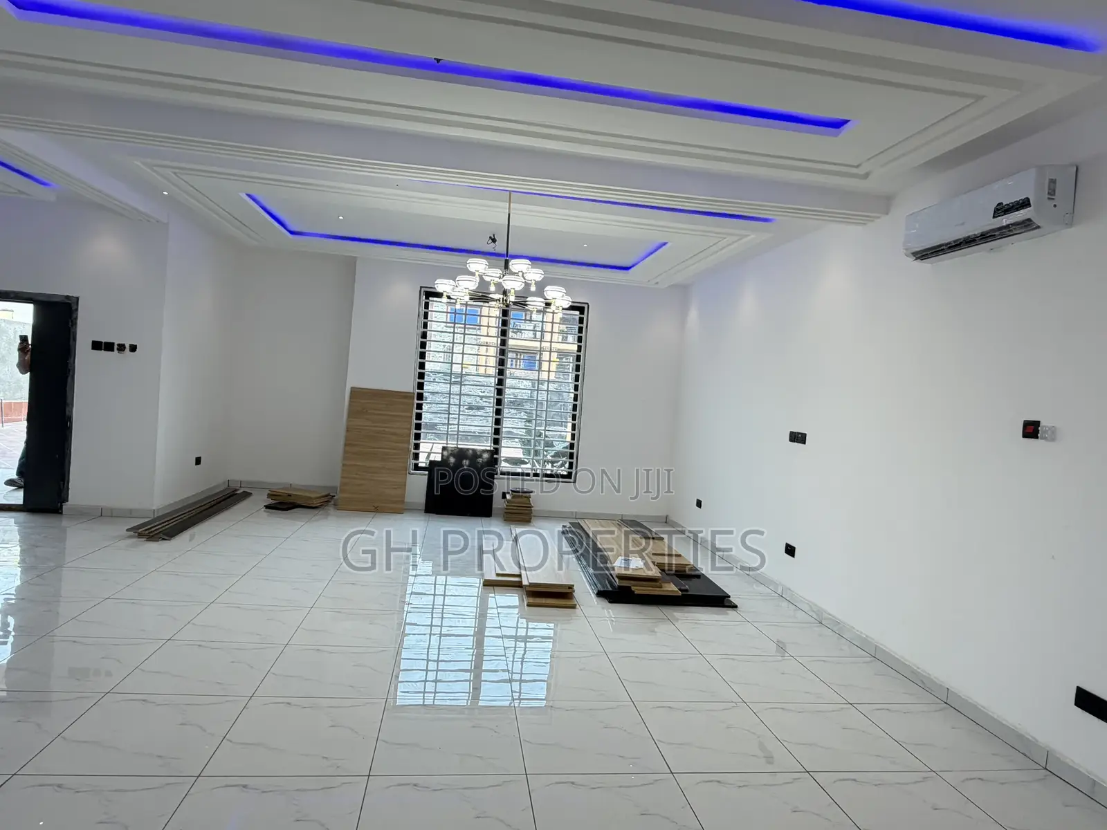 4bdrm Duplex in Santasi, Kumasi Metropolitan for sale