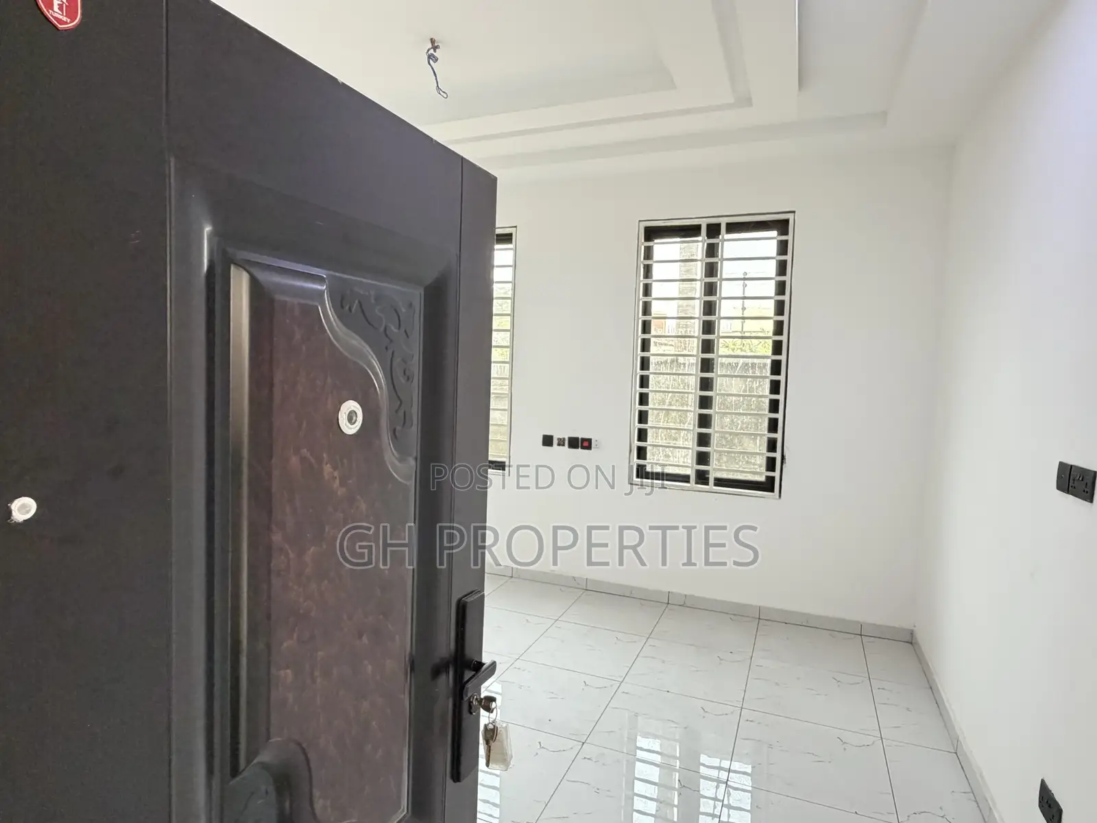 4bdrm Duplex in Santasi, Kumasi Metropolitan for sale