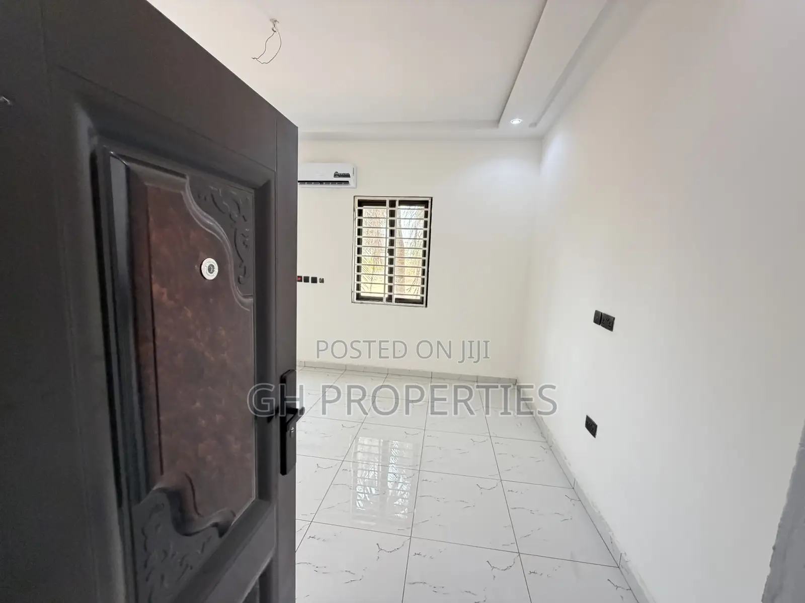 4bdrm Duplex in Santasi, Kumasi Metropolitan for sale