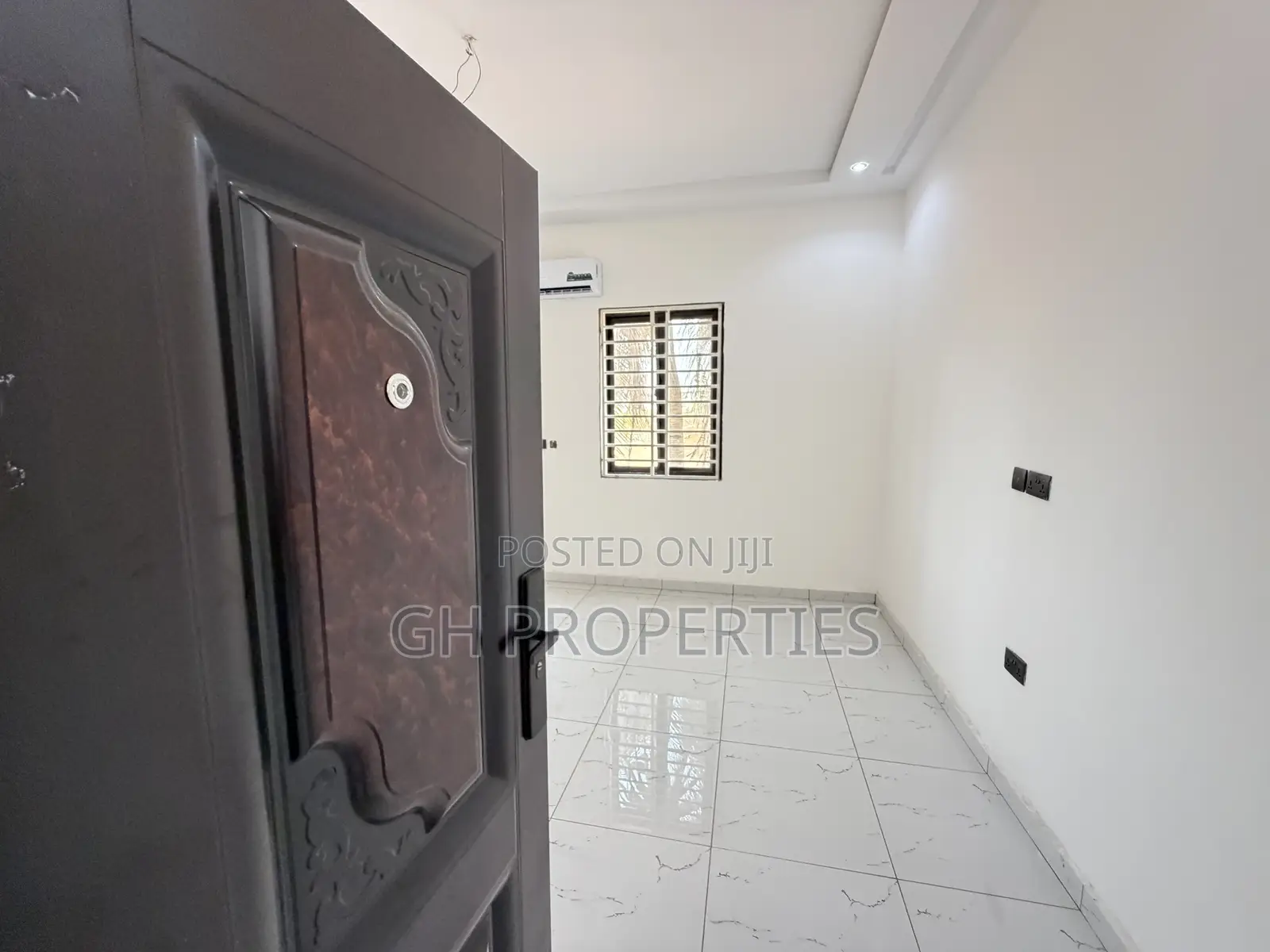 4bdrm Duplex in Santasi, Kumasi Metropolitan for sale